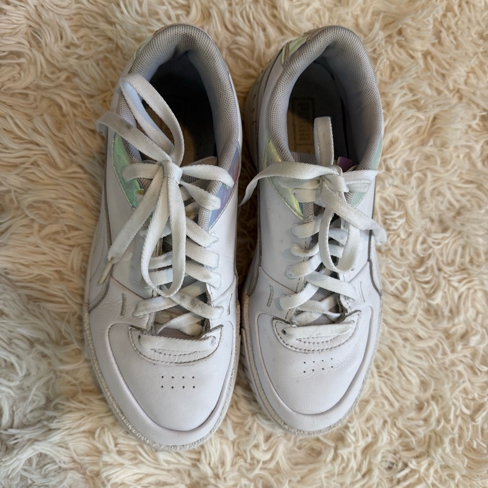 PUMA Cali sports glow Women’s White Leather Sneakers Holographic Detail Size 8 - Picture 2 of 9